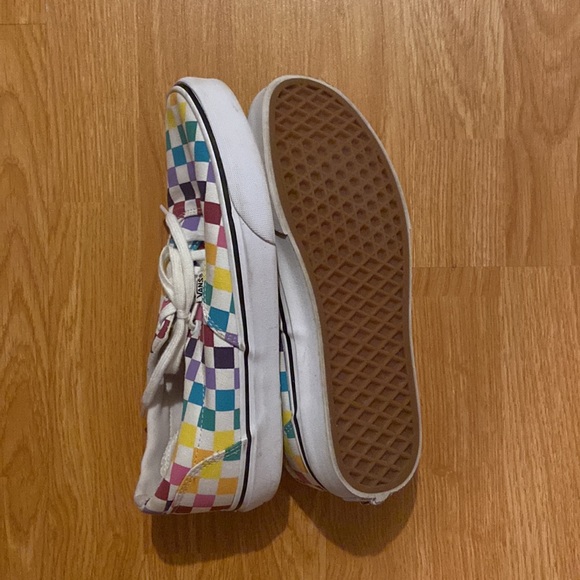 Shoes - Picture 2 of 3